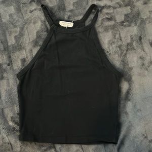 black crop tank top